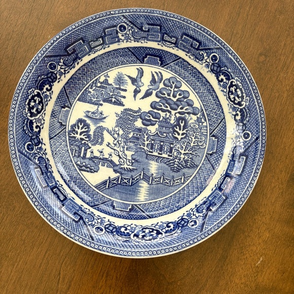 Blue Willow Vintage 7 3/4” Bowl - Picture 1 of 4